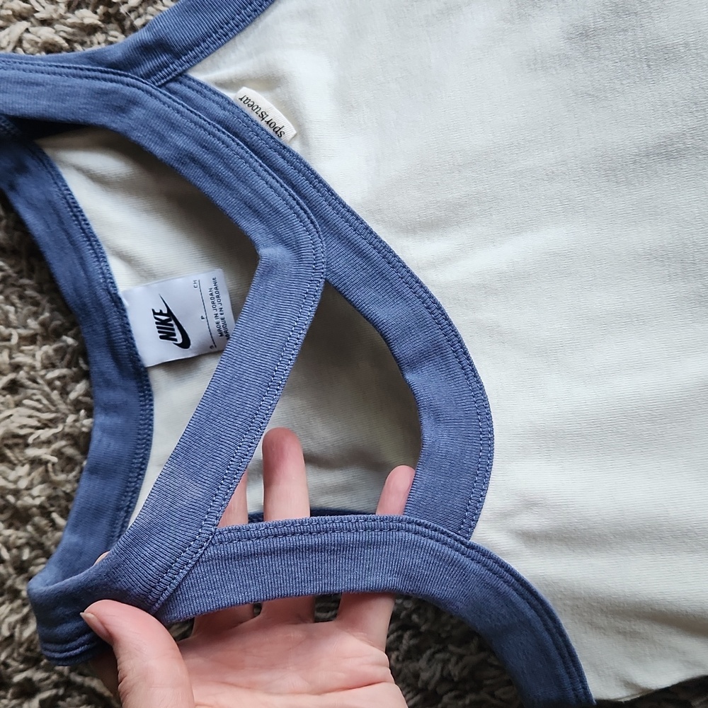 Nike Women's Cream and Blue Tank Top Size Small - Picture 3 of 7